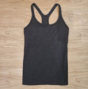 Lululemon Ebb to Street Tank (padded), Black, Size 6